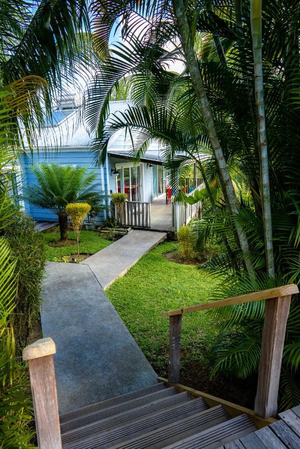 Apartamento Red Coconut Self-Catering Baie Lazare  Exterior foto